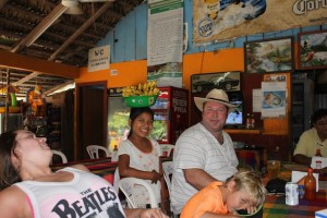 Darren buying Platanos!